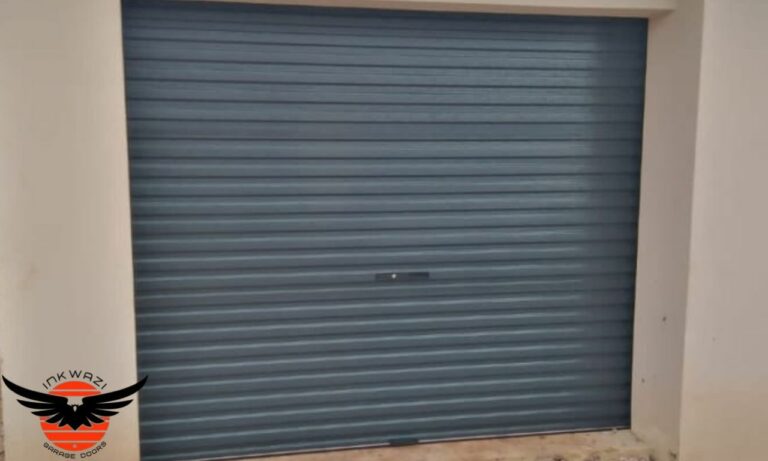 single-charcoal-grey-chomodek-steel-roll-up-garage-door